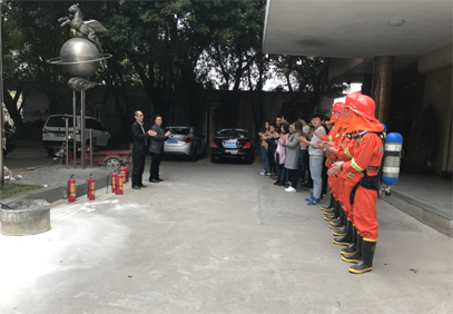 1517626544580109.jpg 消防演習(xí)-5.jpg